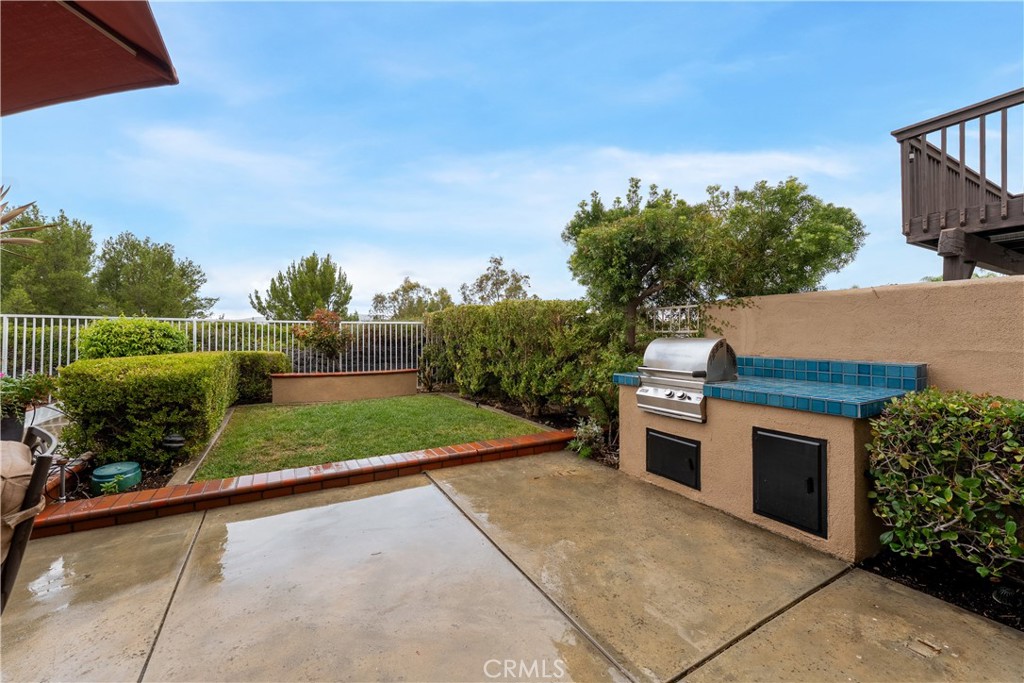 8205 E Somerset Lane