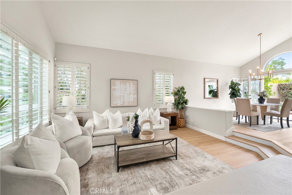 8205 E Somerset Lane