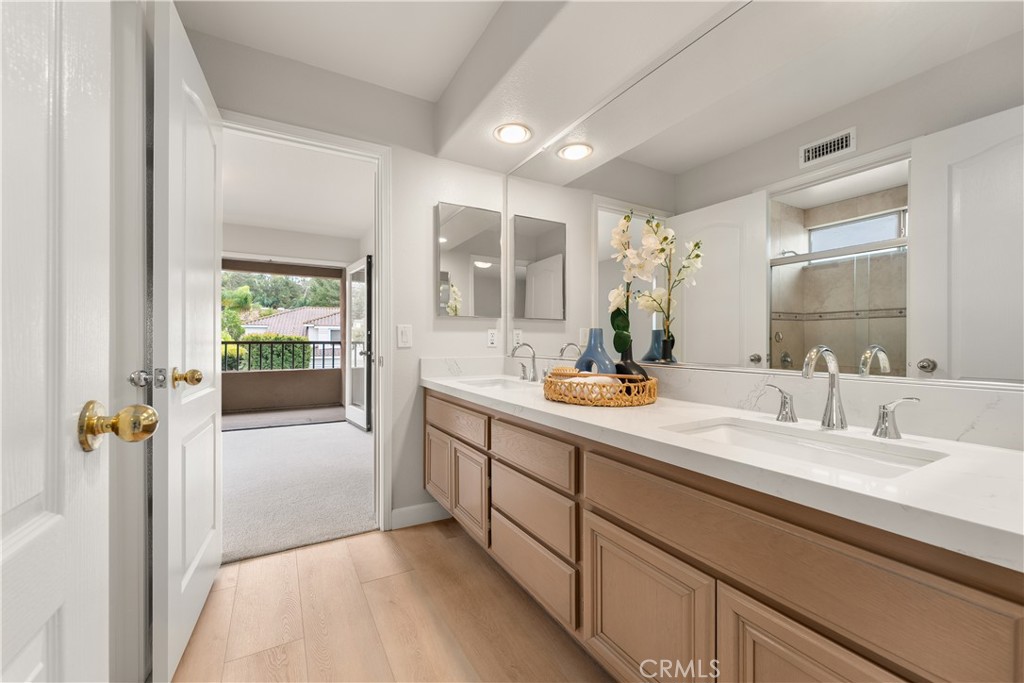 8205 E Somerset Lane