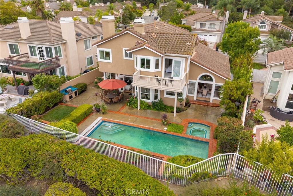 8205 E Somerset Lane