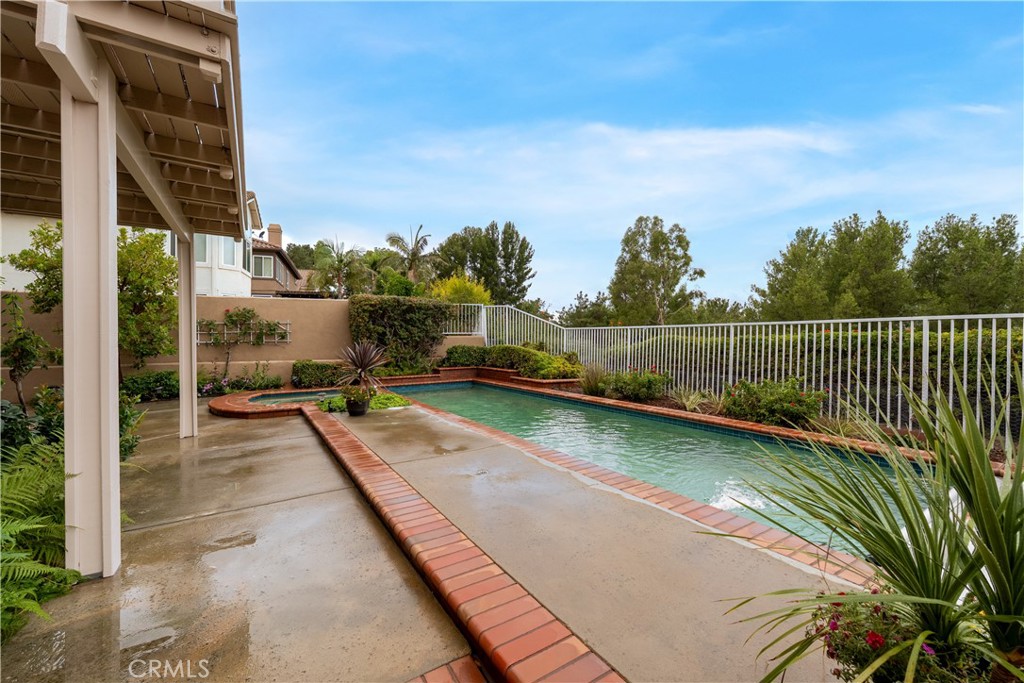 8205 E Somerset Lane