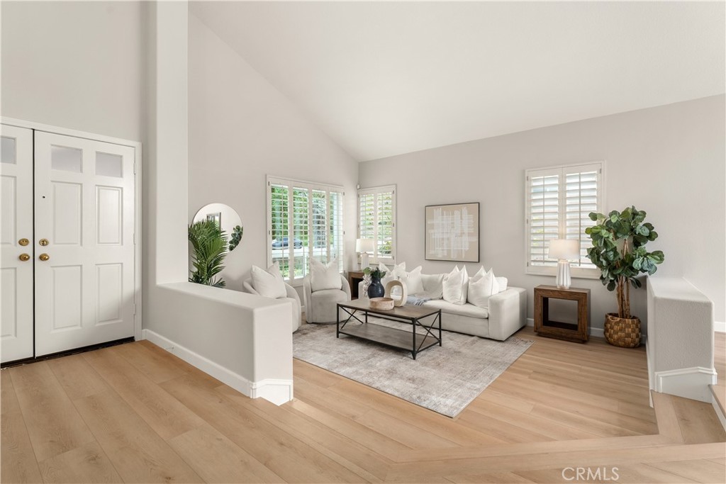 8205 E Somerset Lane