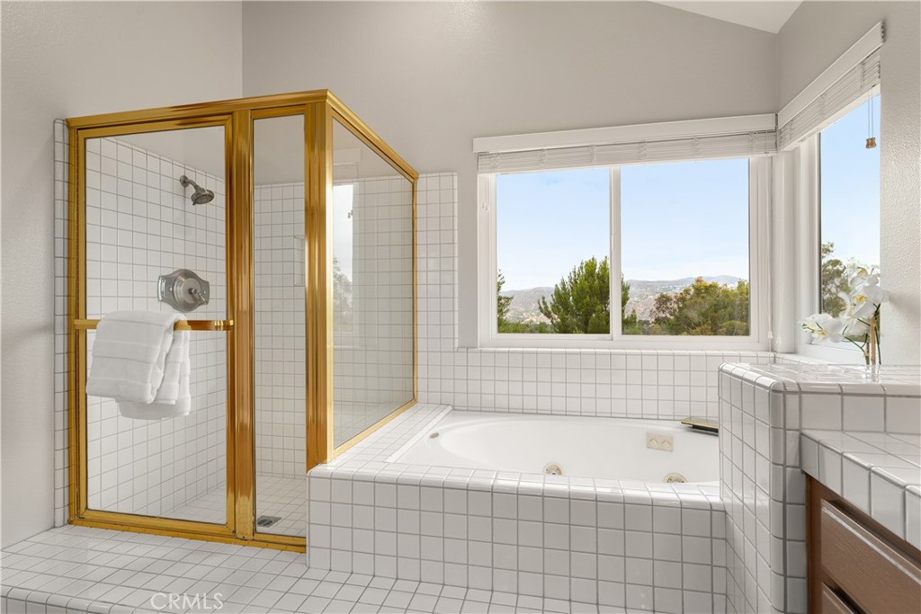 8205 E Somerset Lane