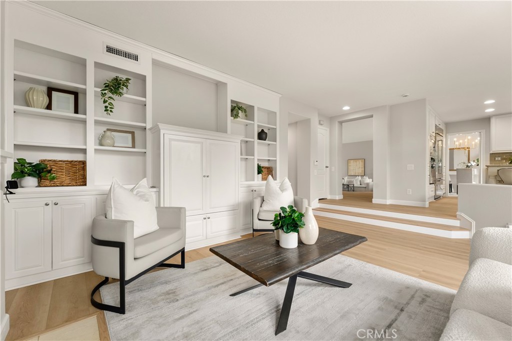 8205 E Somerset Lane