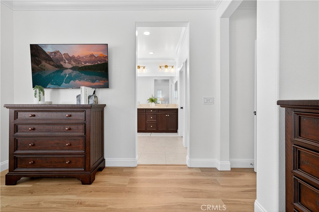 3137 E Discovery Street