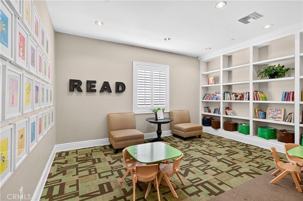 3137 E Discovery Street