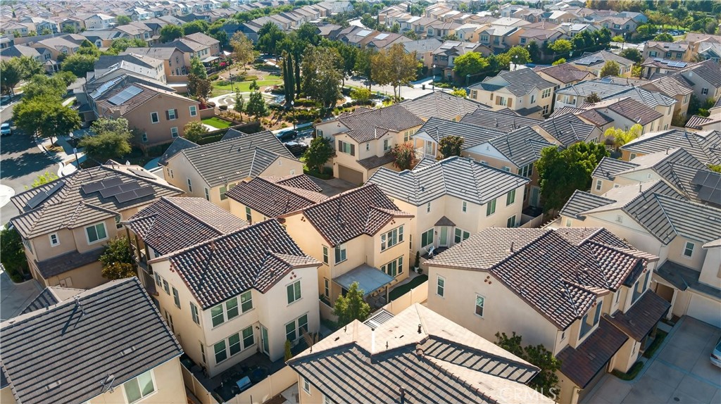 3137 E Discovery Street