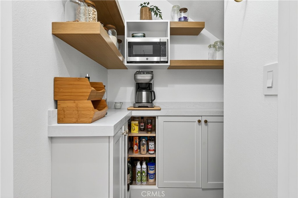 3137 E Discovery Street