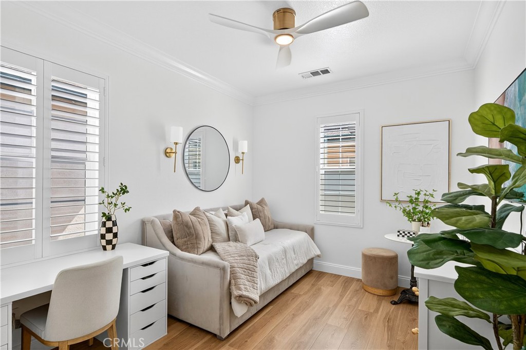 3137 E Discovery Street