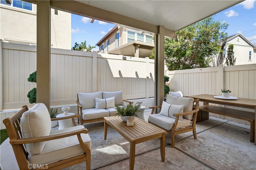 3137 E Discovery Street