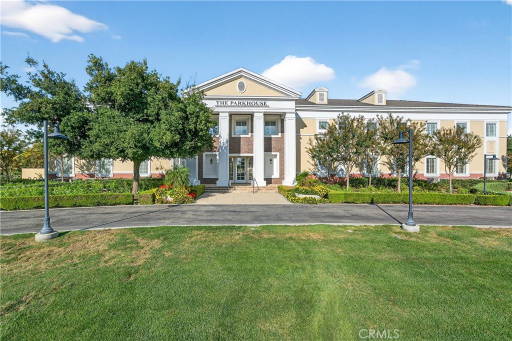 3137 E Discovery Street