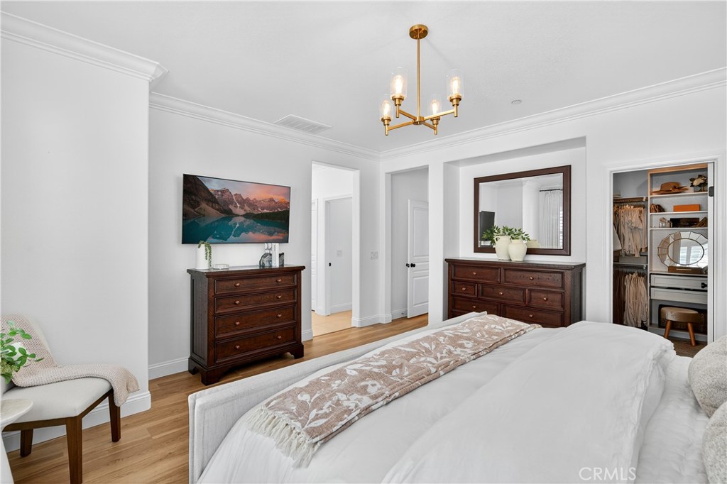 3137 E Discovery Street