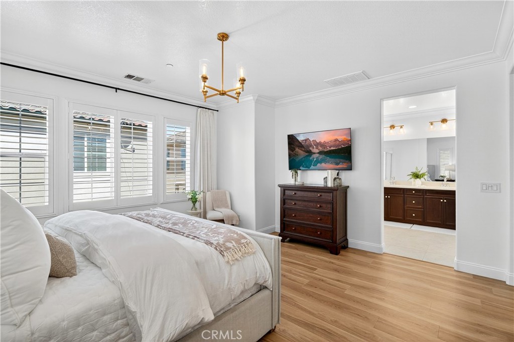 3137 E Discovery Street