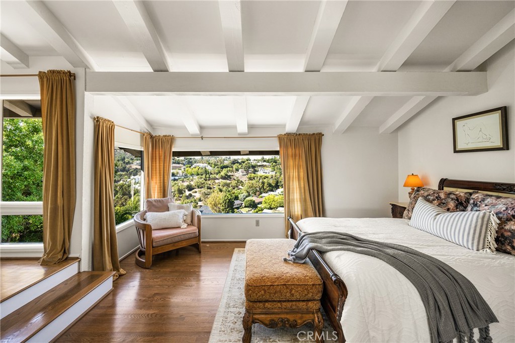 10721 Equestrian Drive