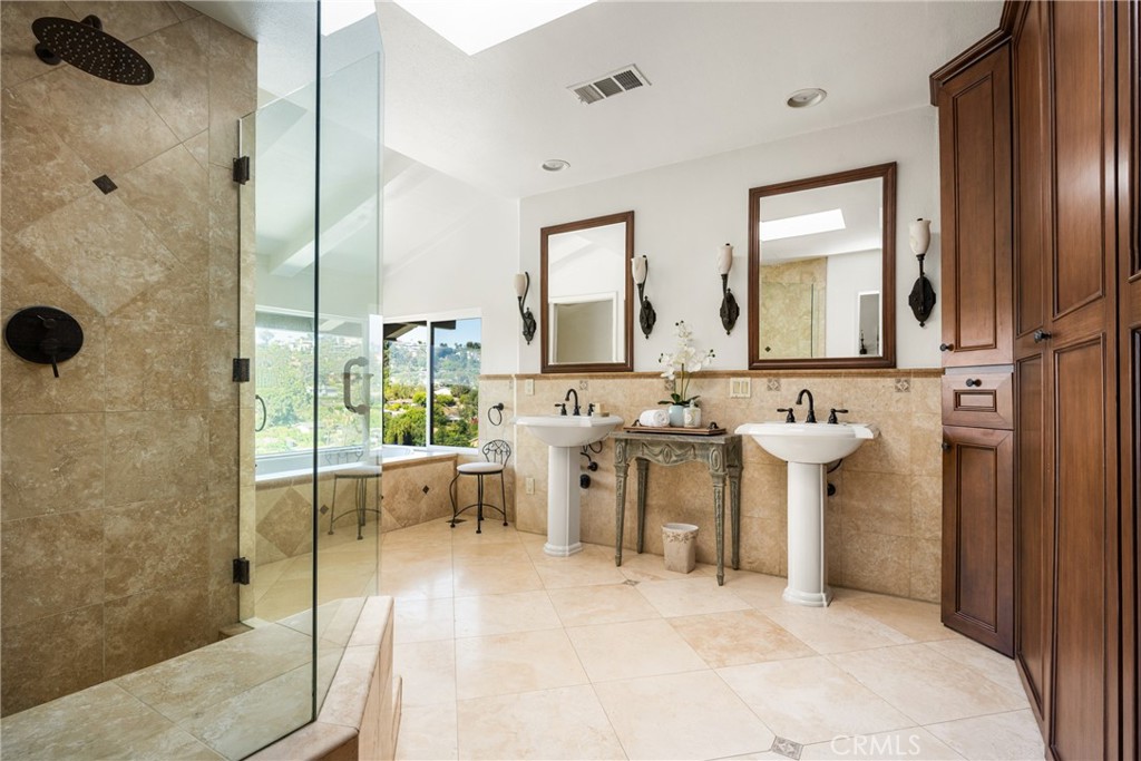 10721 Equestrian Drive