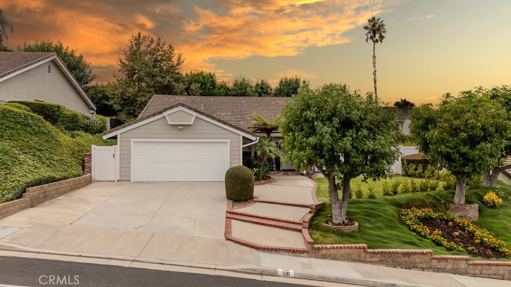 581 S Paseo Carmel