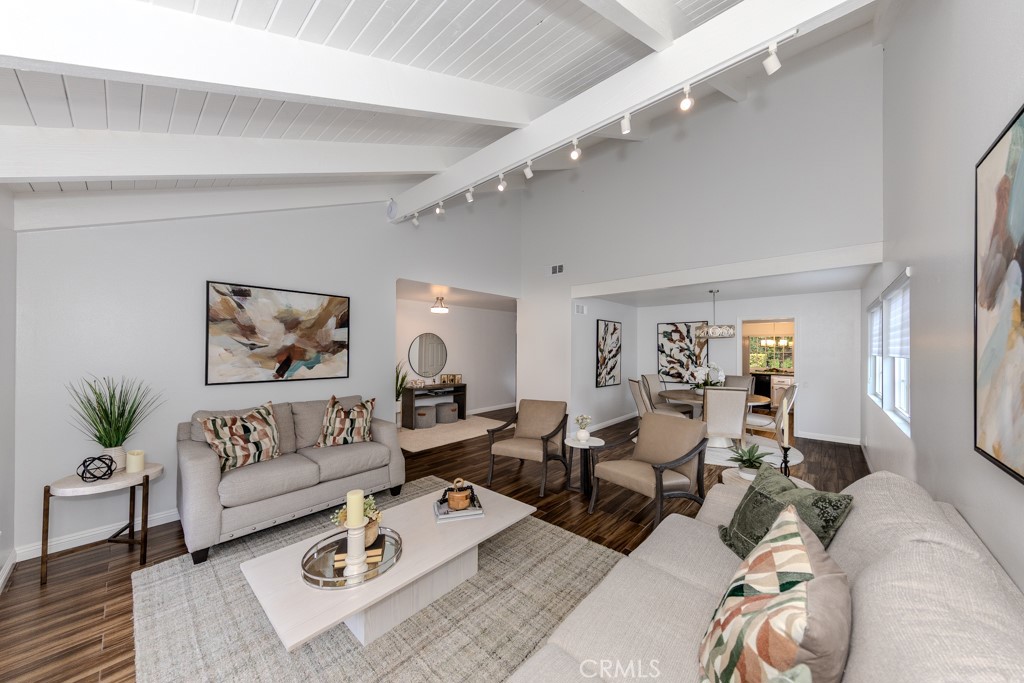 581 S Paseo Carmel