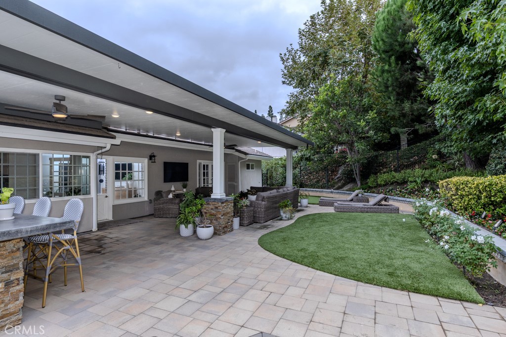 581 S Paseo Carmel