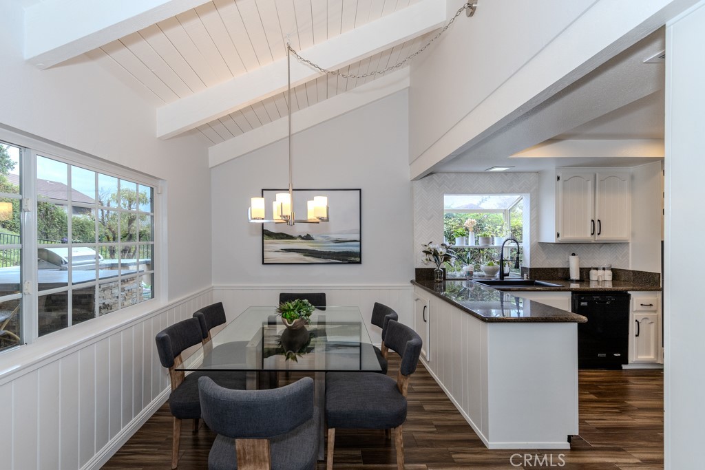 581 S Paseo Carmel