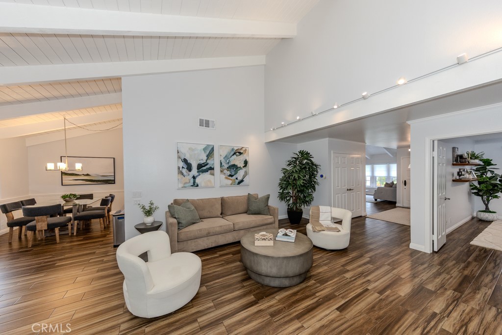 581 S Paseo Carmel