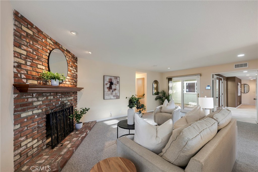 5719 E San Juan Drive