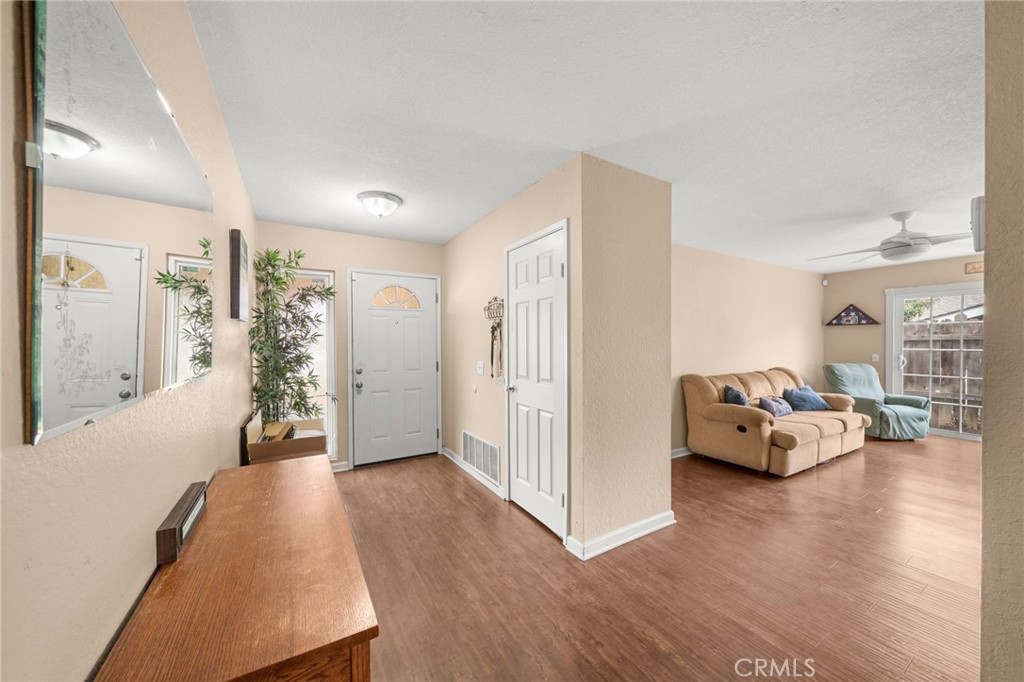 1187 1187 Zircon Street