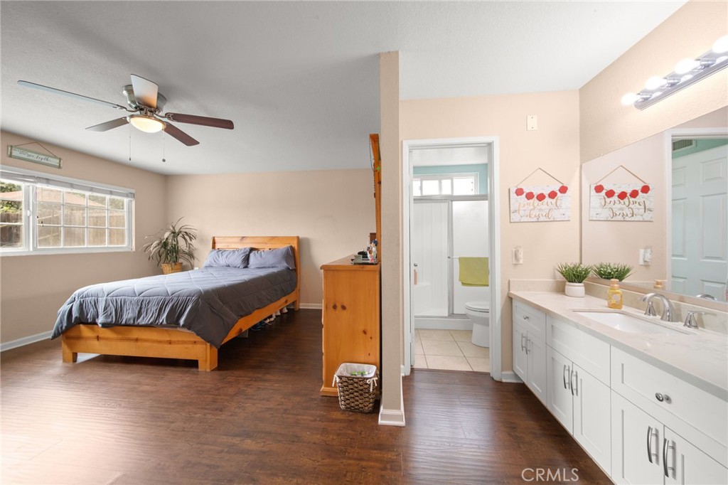 1187 1187 Zircon Street