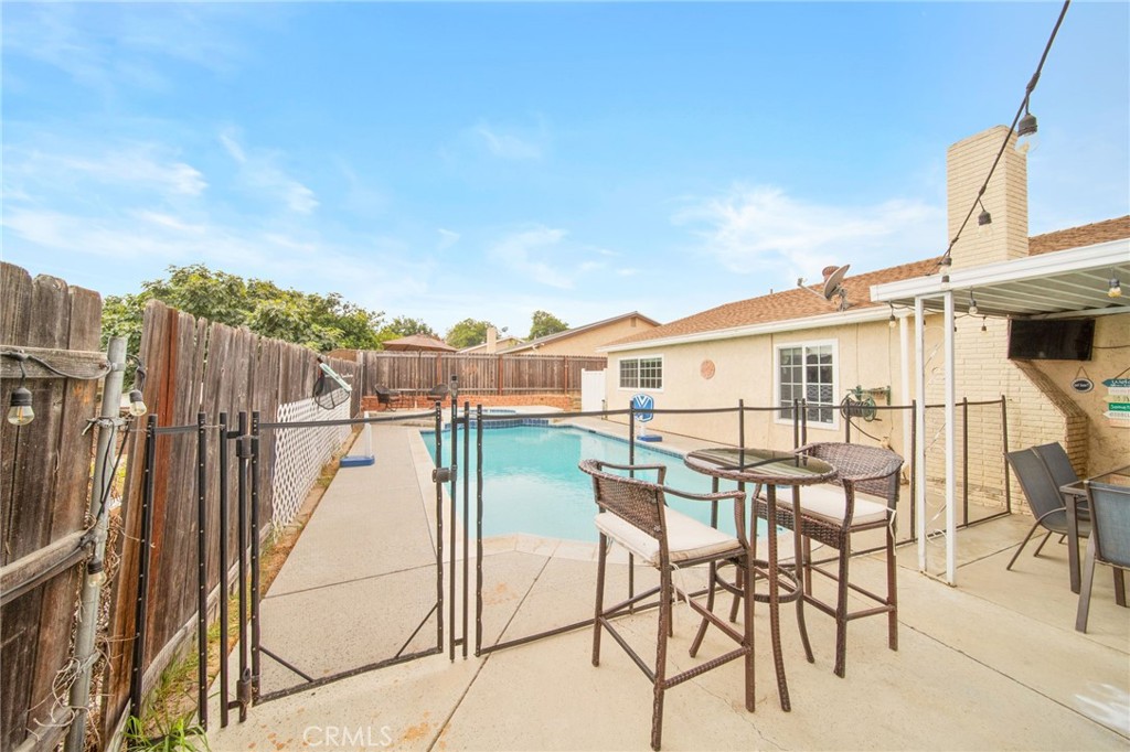 1187 1187 Zircon Street