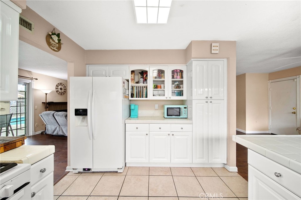 1187 1187 Zircon Street