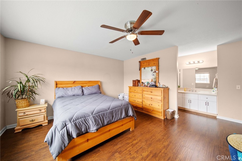 1187 1187 Zircon Street