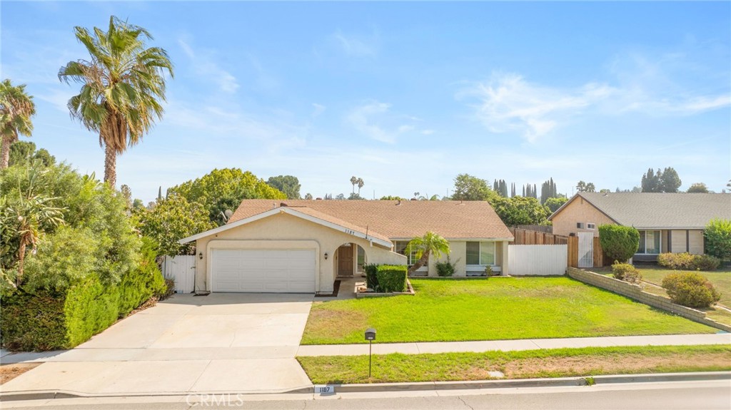 1187 1187 Zircon Street