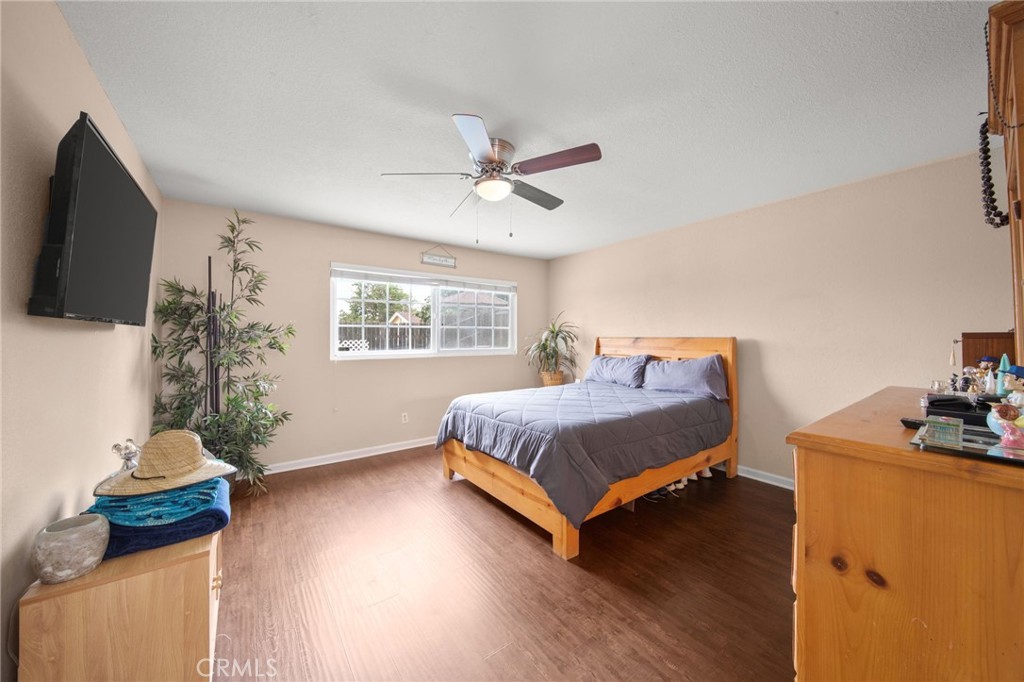 1187 1187 Zircon Street