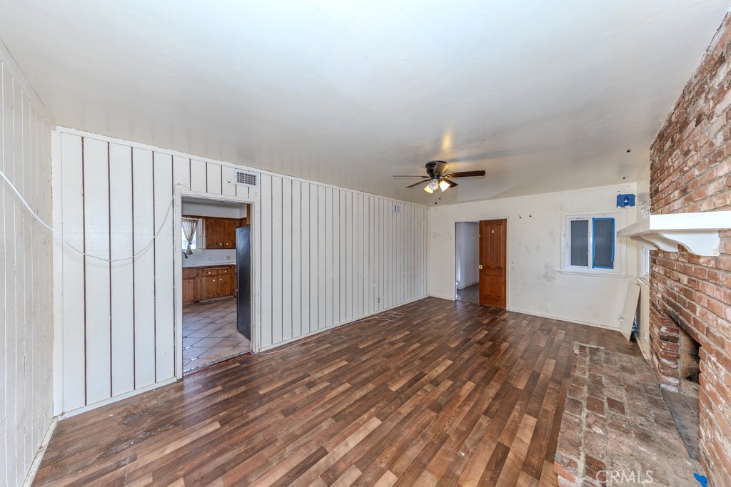 18511 Orangethorpe Avenue