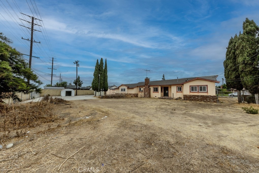 18511 Orangethorpe Avenue