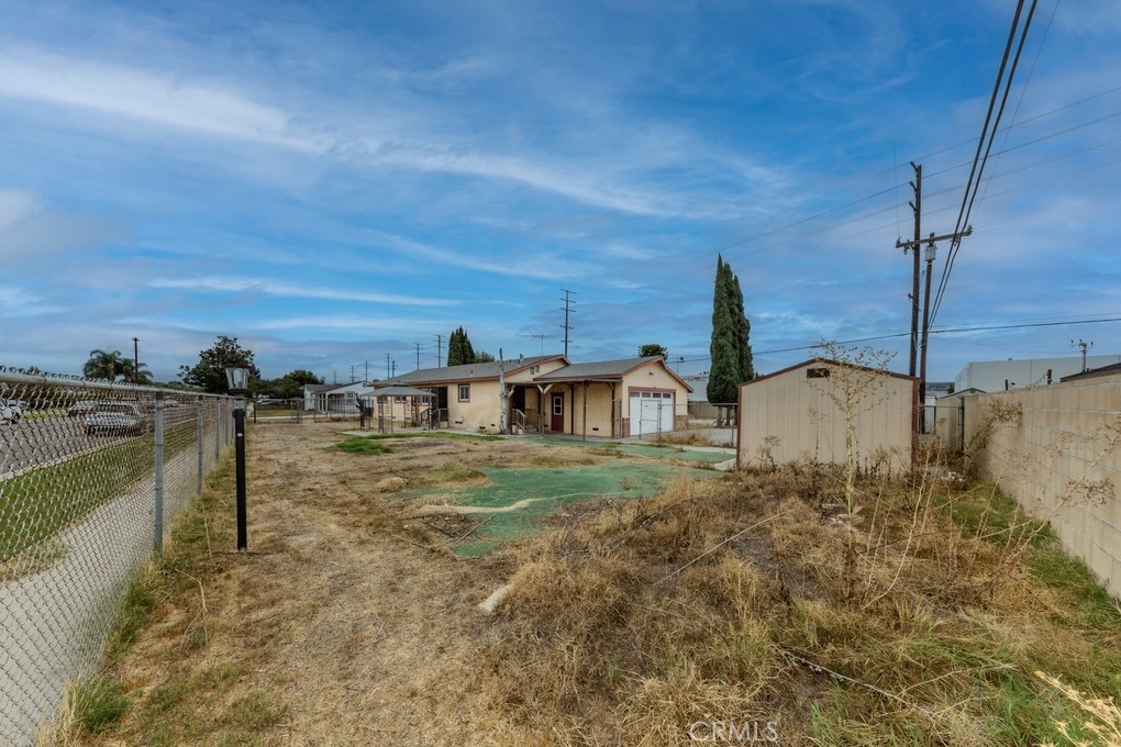 18511 Orangethorpe Avenue