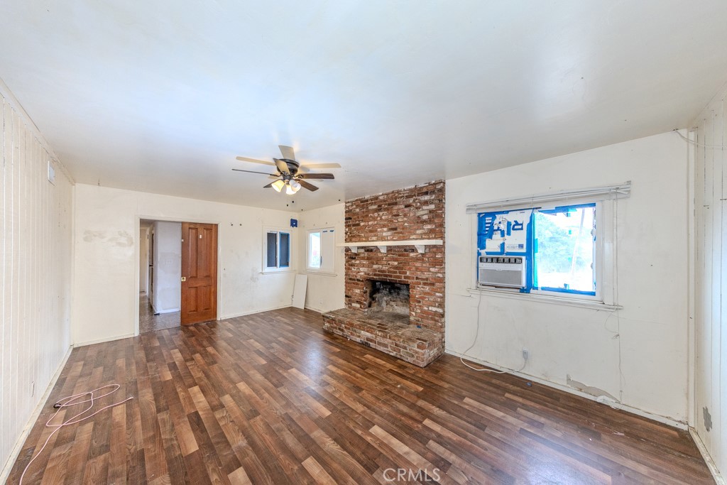 18511 Orangethorpe Avenue