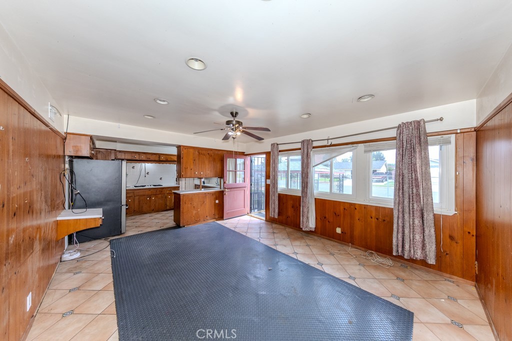 18511 Orangethorpe Avenue