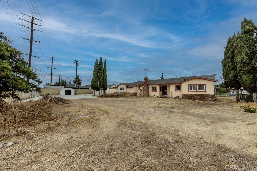 18511 Orangethorpe Avenue