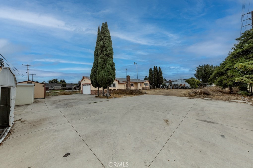 18511 Orangethorpe Avenue