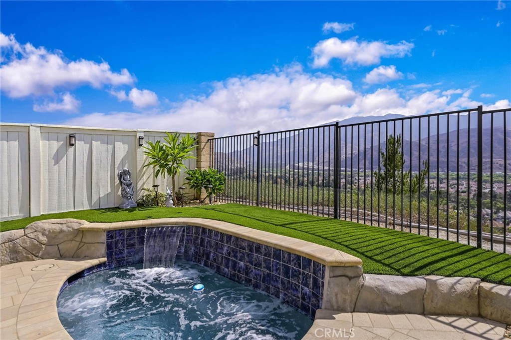 27870 TAMARA Drive