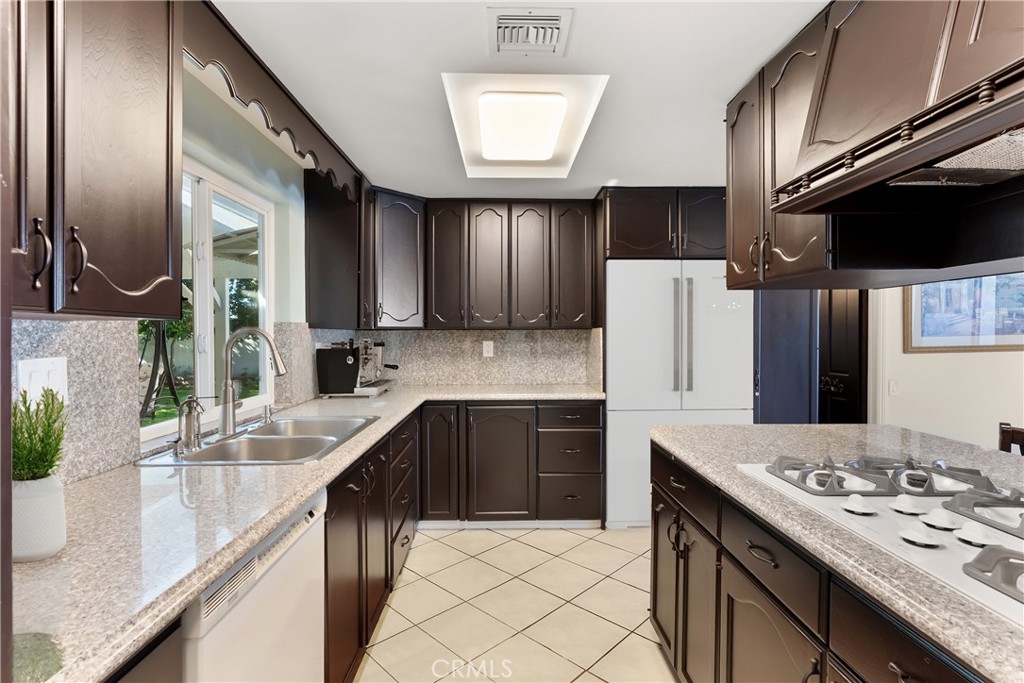 1318 Alta Mesa Drive