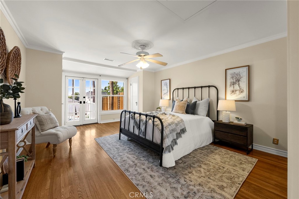 5827 Washington Ave.