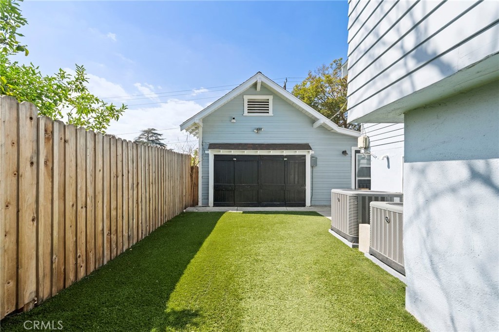 5827 Washington Ave.