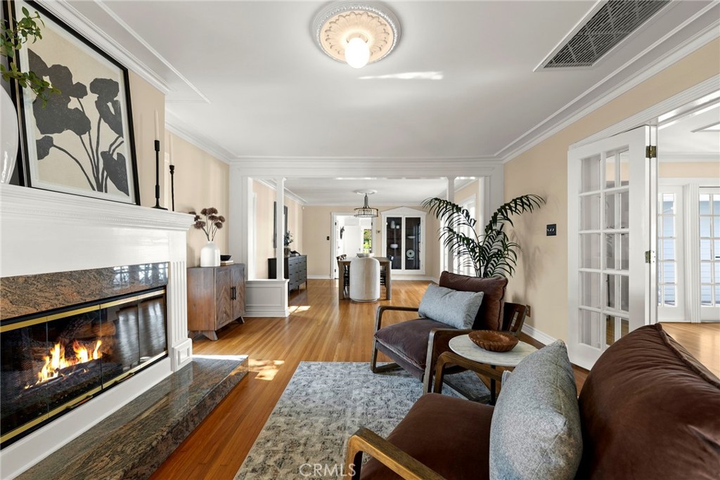 5827 Washington Ave.