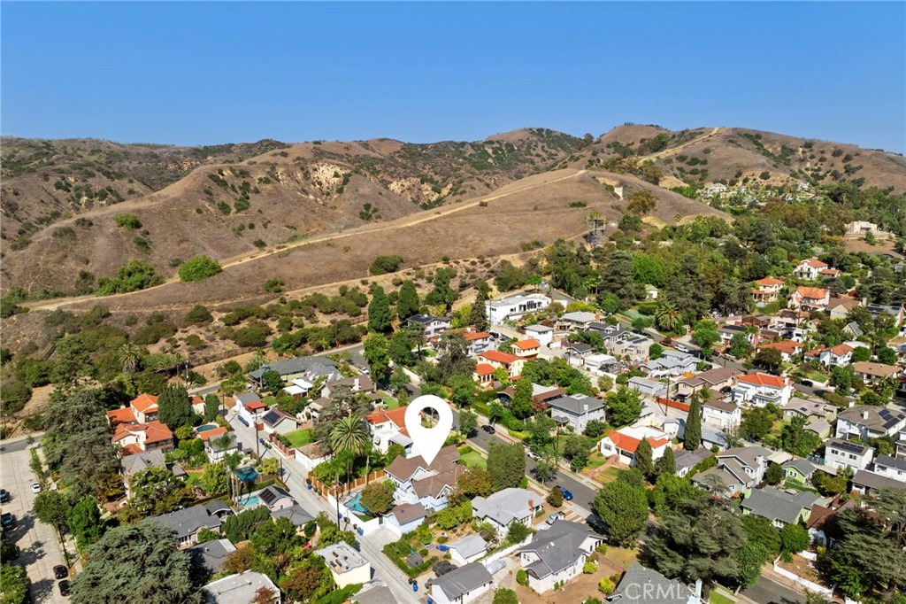 5827 Washington Ave.