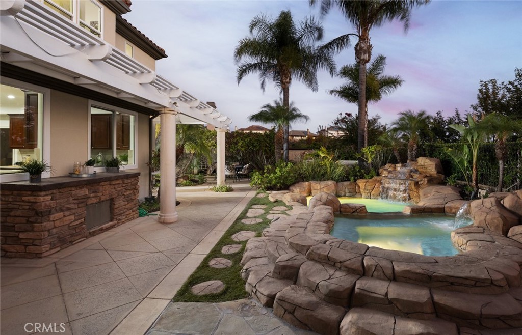 6336 E Cedarbrooks Road