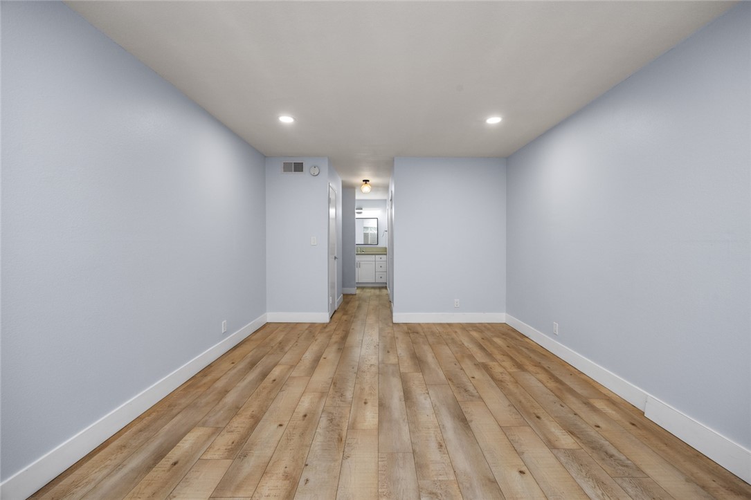 278 N Wilshire Avenue A10