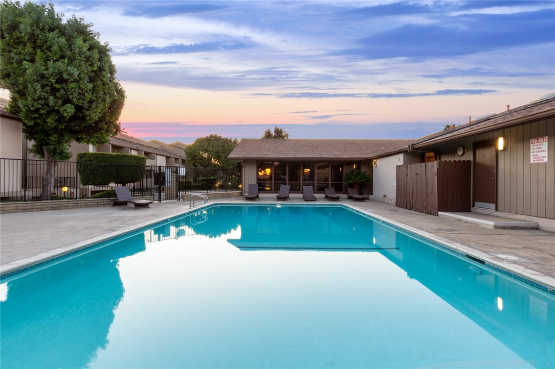 278 N Wilshire Avenue A10