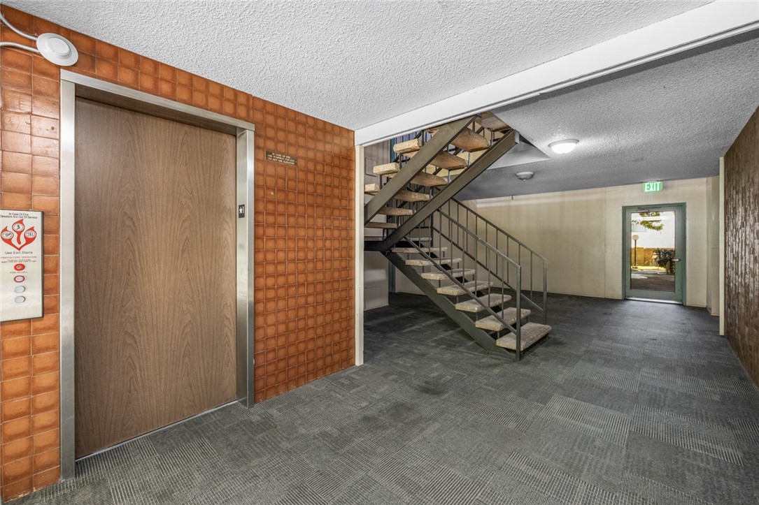 278 N Wilshire Avenue A10