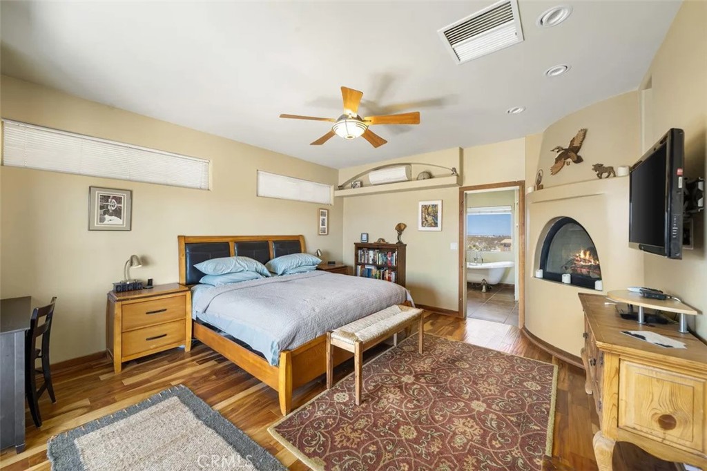 61430 61430 Moonlight Mesa